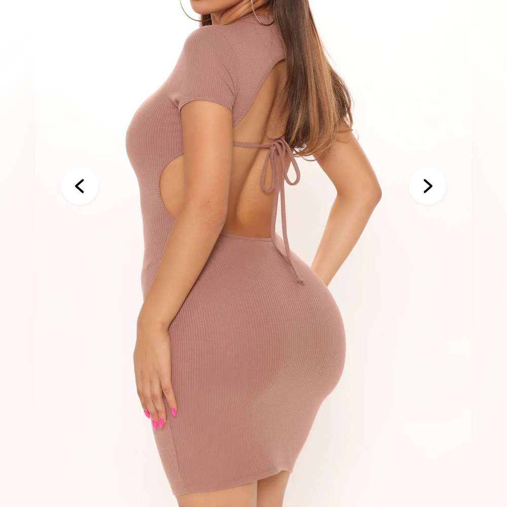 Women Heart & Hips Look Back Mini Dress size M